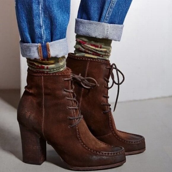 Frye Parker Moc Toe Brown Suede Lace Up Heeled Ankle Boots - Size 7.5 - Picture 1 of 9